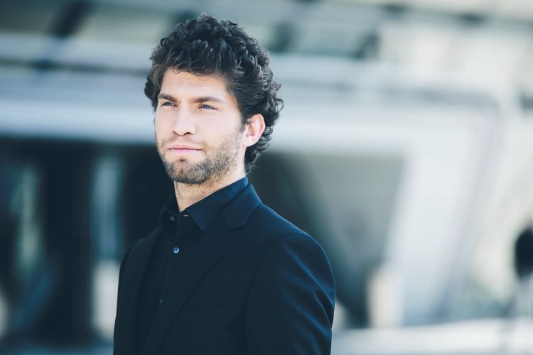 Philipp Comploi Philipp Comploi