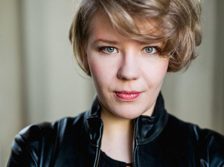 Tanja Elisa Glinsner Tanja Elisa Glinsner